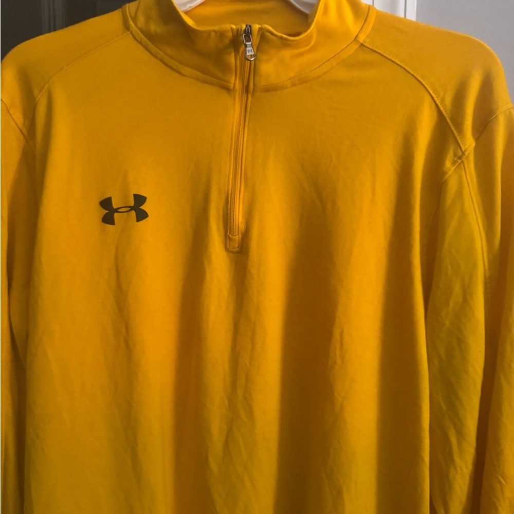 Under Armour HeatGear Golden Top